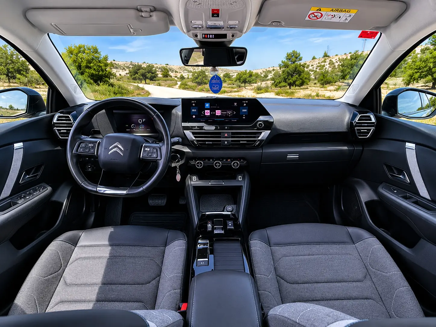 Navegador, CarPlay y Android Auto